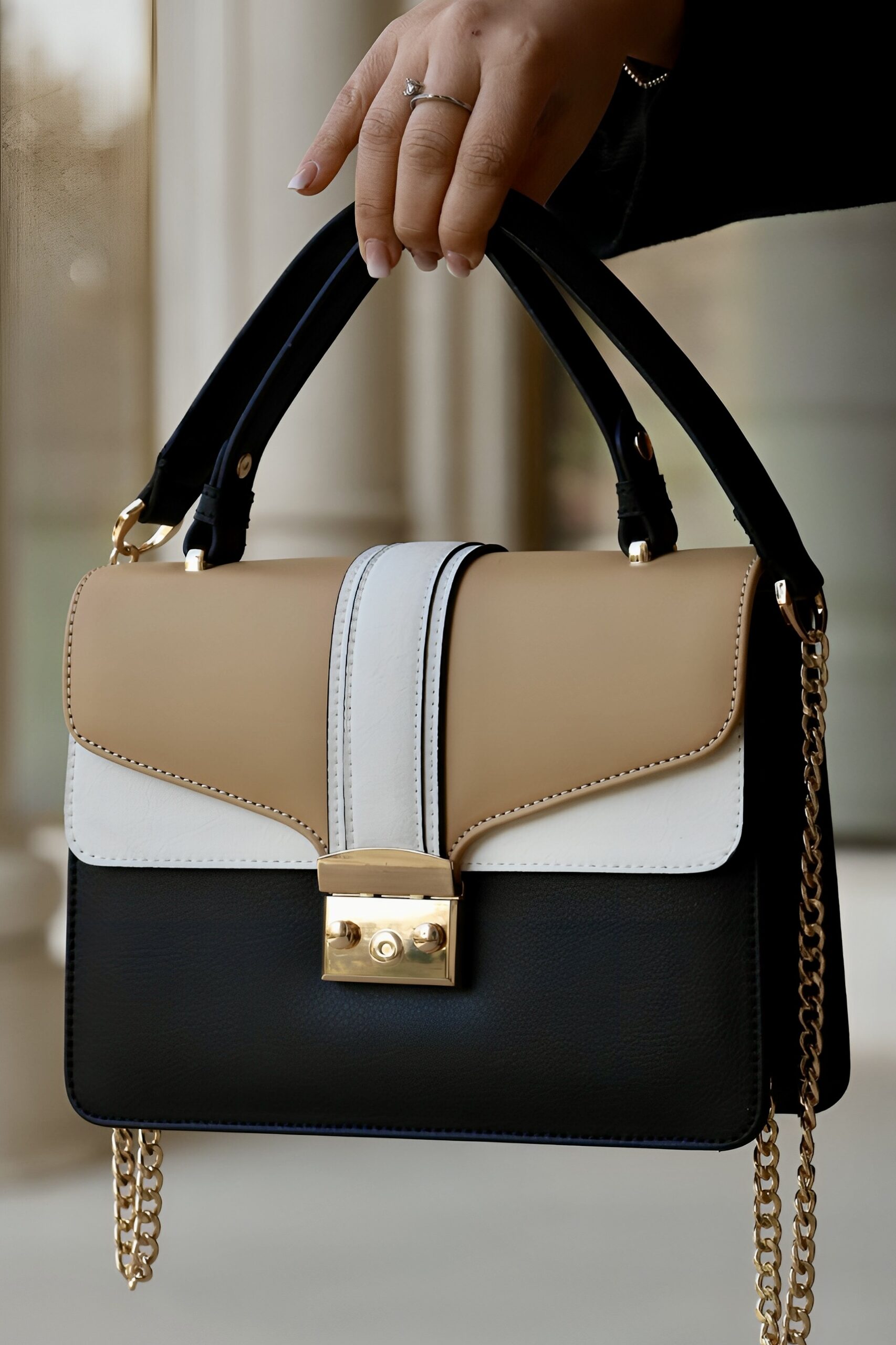 1763559904610_11de59cb3ba947988835527a277b58cb کیف دستی هیلناز MB-Bag0128 - تصویر 1